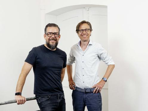 Ganzkörperaufnahme von Thomas Schori und Marc Krebs.