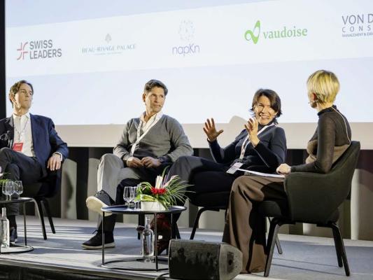 Podiumsdiskussion am LEAD Forum des décideurs 2026.