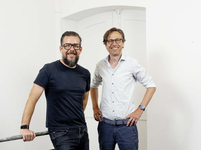 Foto a figura intera di Thomas Schori e Marc Krebs.